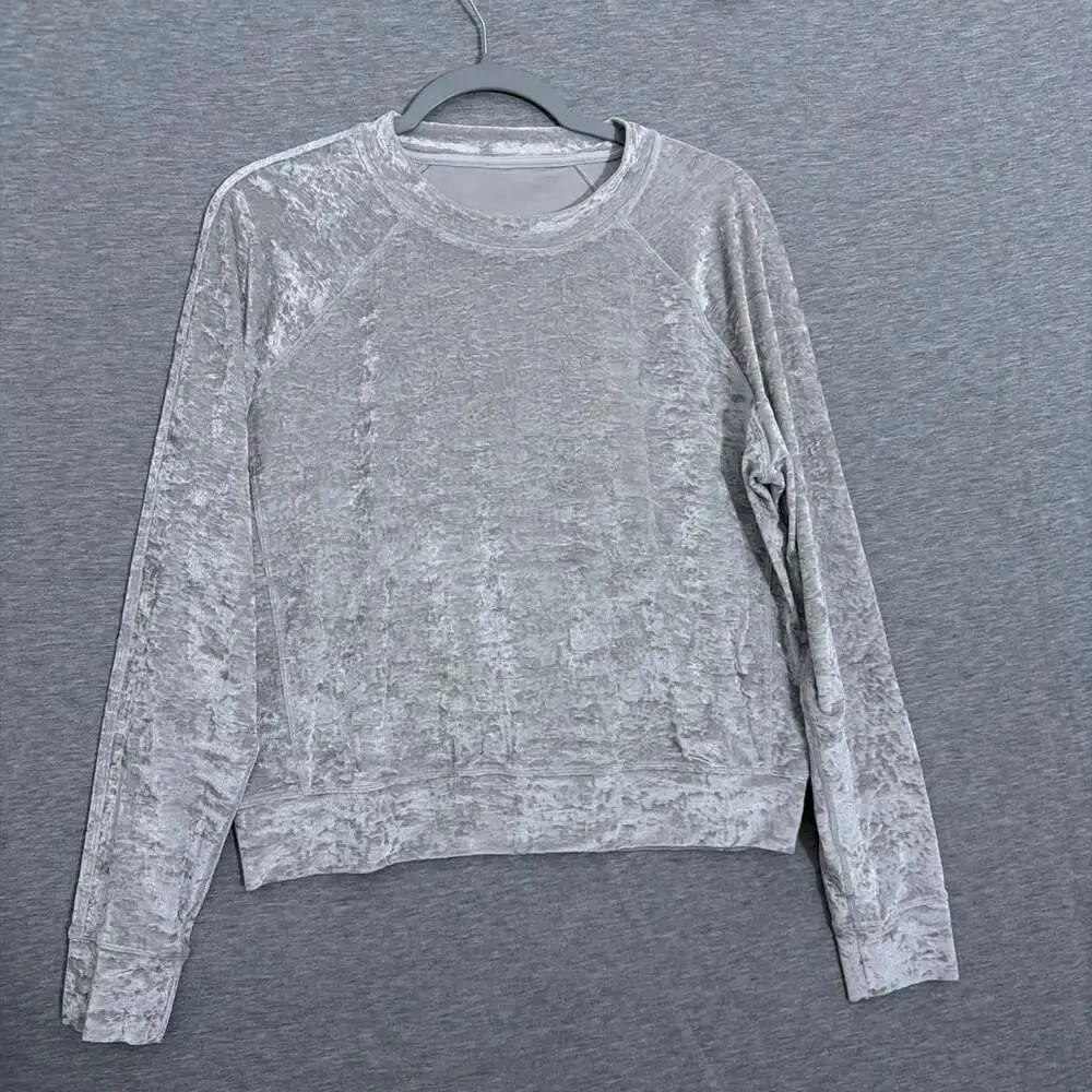 Lululemon Women's Size 4 Gray Crushed Velvet Long Sleeve Crewneck Pullover